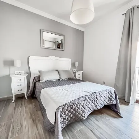 Apartment Cd-1382 Two Bedroom With Terrace