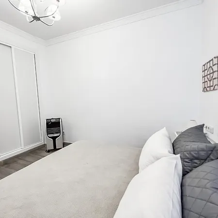 Apartment Cd-1382 Two Bedroom With Terrace