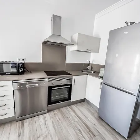 Cd-1382 Two Bedroom With Terrace